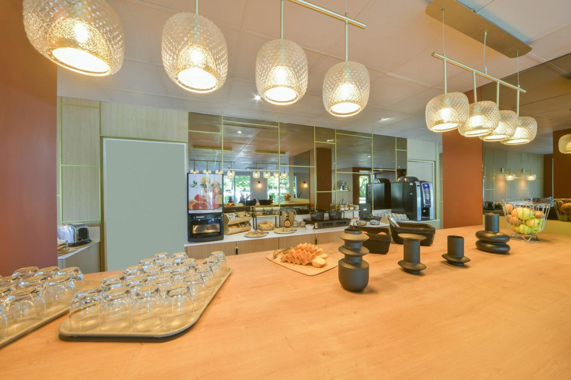 Bhoma Bourges - Hotel & Restaurant Екстер'єр фото