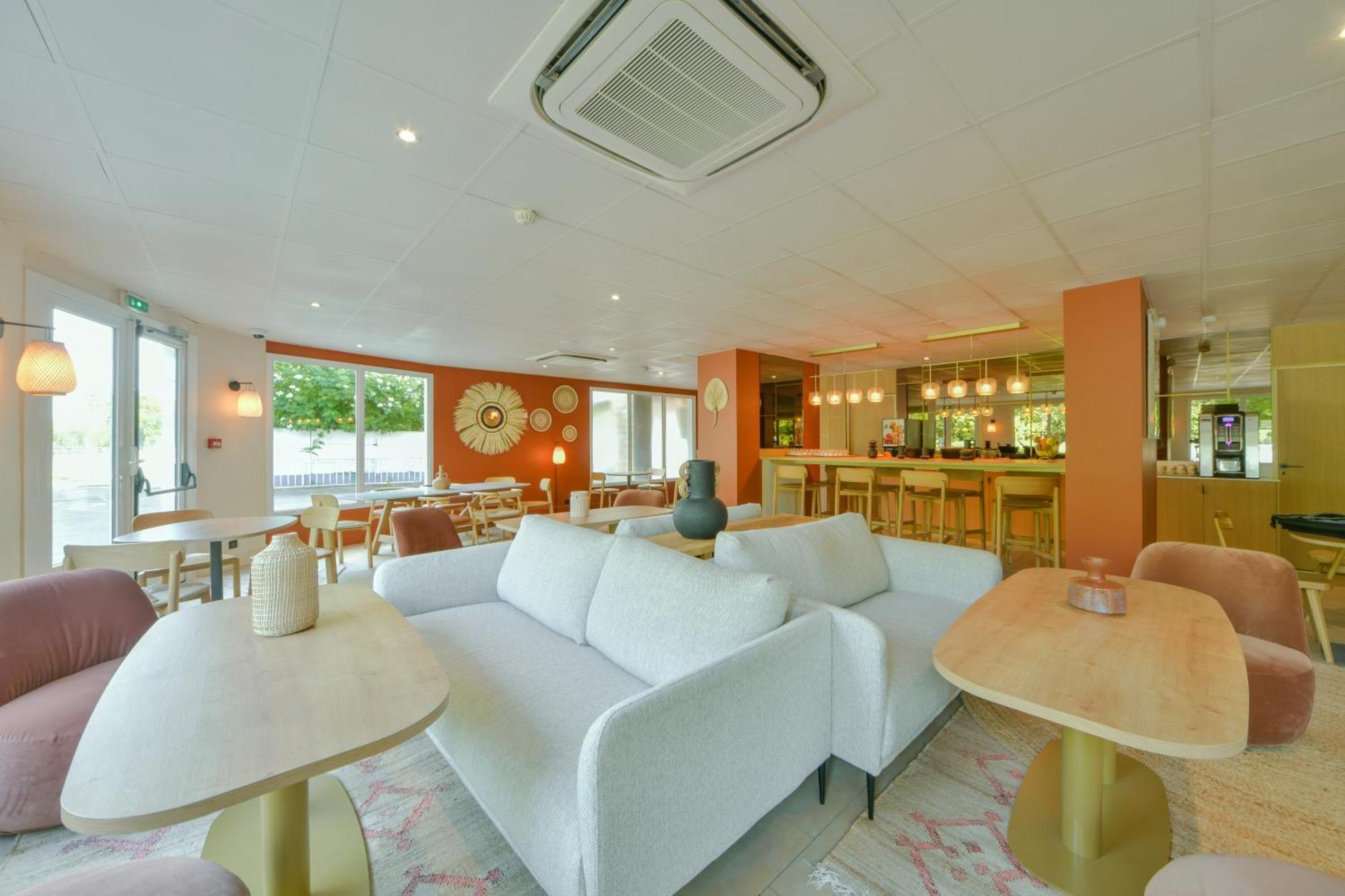 Bhoma Bourges - Hotel & Restaurant Екстер'єр фото