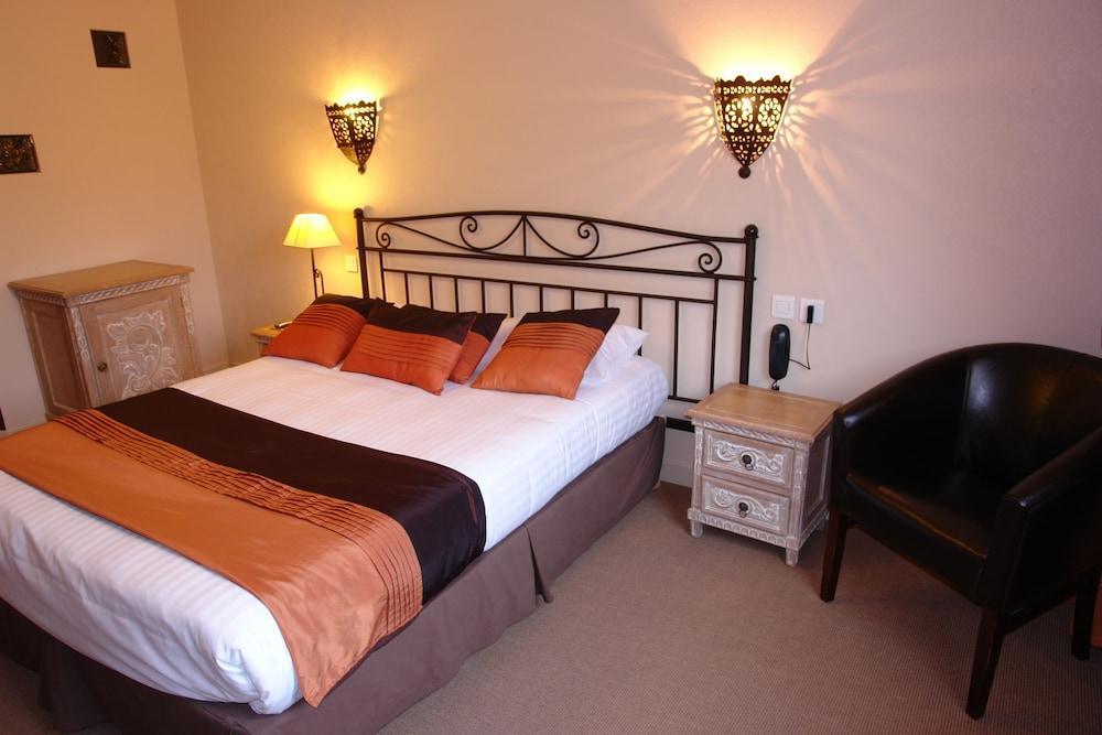 Bhoma Bourges - Hotel & Restaurant Екстер'єр фото
